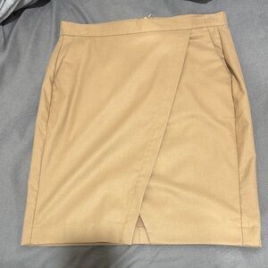 Banana Republic Petite Pencil Skirt Size 4P Tan Beige Career Office Classic NWT